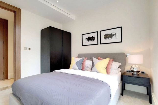 Apartment 1 Temple House, 190, Strand, London photo 3