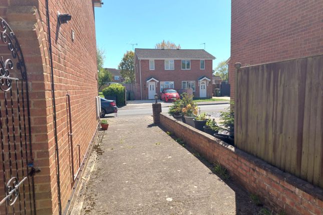 81, Firs Lane, Cheriton photo 2