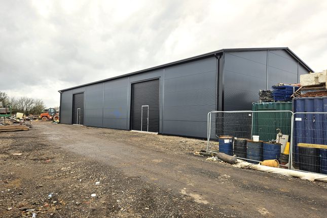 Thumbnail Industrial to let in Chipperfield Road, Kings Langley