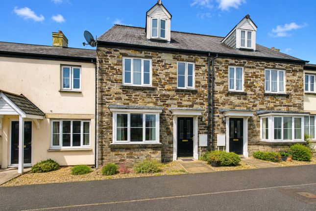 3-bed house on 16, Treclago View, Cornwall, £230,000
