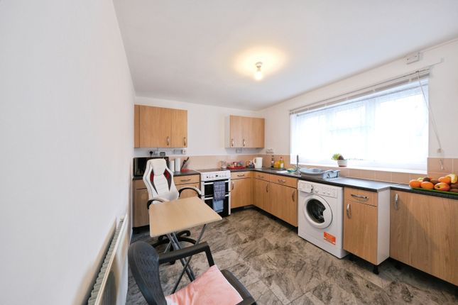 7, Bramley Walk, Mansfield photo 2