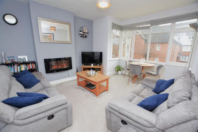 Thumbnail Flat for sale in Cavendish Road, Colliers Wood, London