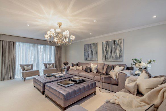 36, Meadow Way, Farnborough Park photo 2