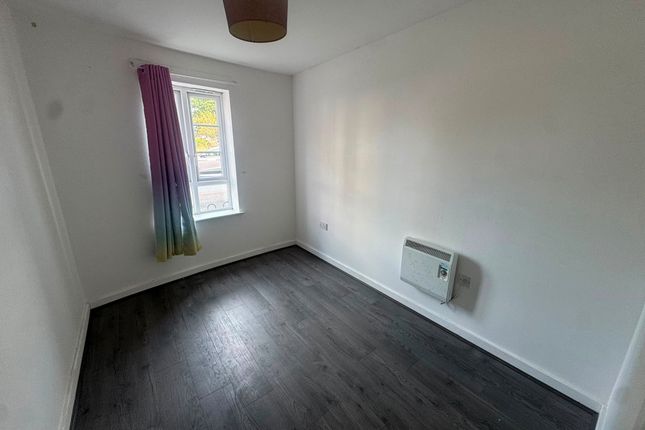 Flat 3, Tipton photo 5