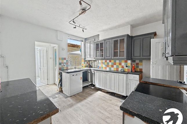 22, Queens Road, Kent photo 3