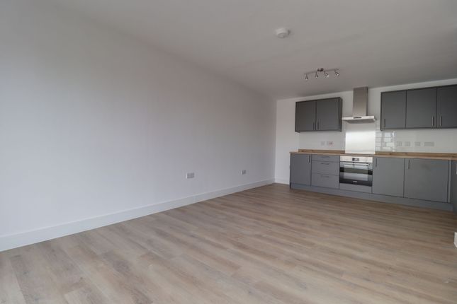 16 The Maples Penkvale Road, Stafford photo 3