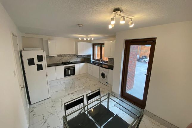 Kitchen.Jpg
