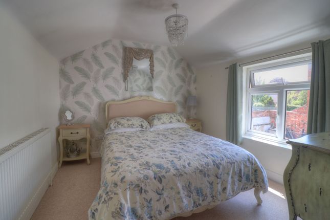 End terrace house for sale in St. Peters Street, Syston, Leicester