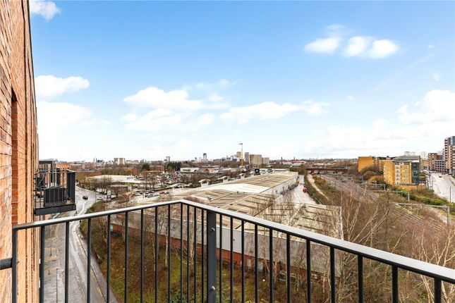 B 9.03, Block B Wilburn Basin,, Ordsall Lane, Greater Manchester photo 4