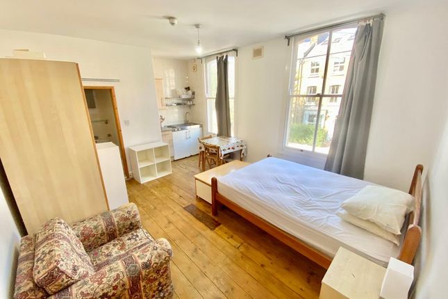 Self-Contained Studio Flat To Let Close Arsenal Stadium