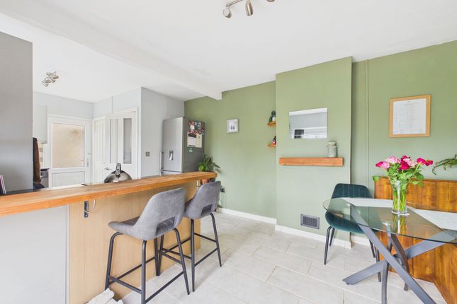 14 Hawthorn Rise, Haverfordwest photo 2