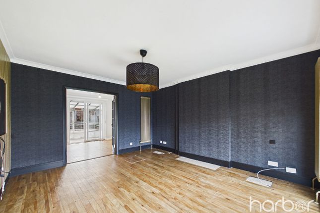 29, Viewfield Avenue, Glasgow photo 4
