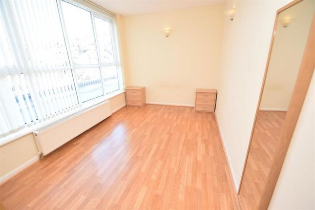 Flat 6, Pensby Road, Wirral photo 5