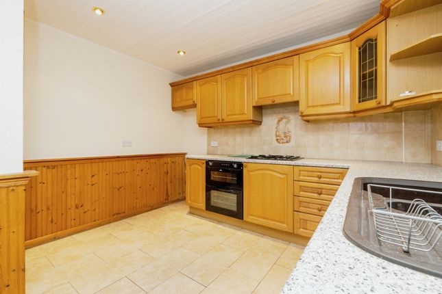 51, Dellfield Avenue, Lincoln photo 3