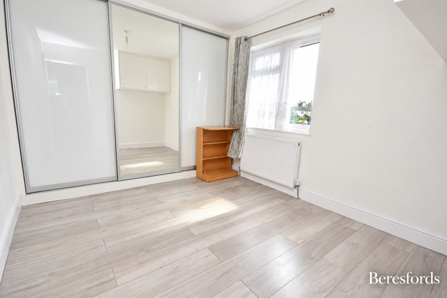 63, Forest Drive, Chelmsford photo 5