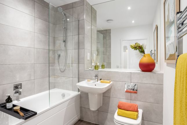 Flat for sale in Loampit Road, Erith