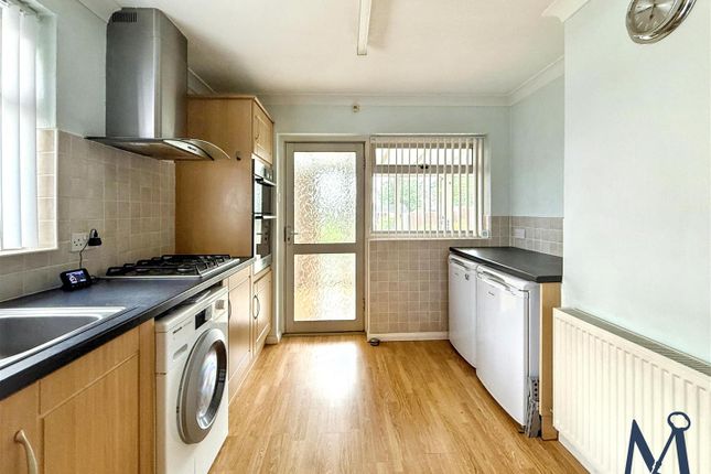 215, Ashburton Road, Coalville photo 4