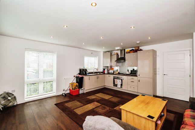 Flat for sale in 77 Bolsover Road, Worthing