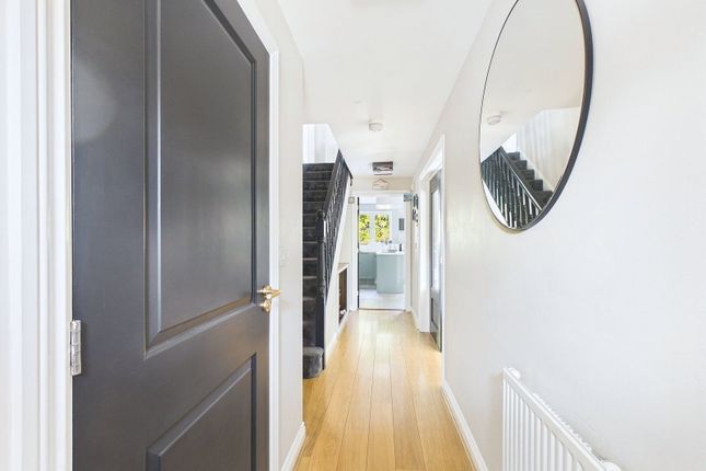 15, Appleby Drive, Rickmansworth photo 2