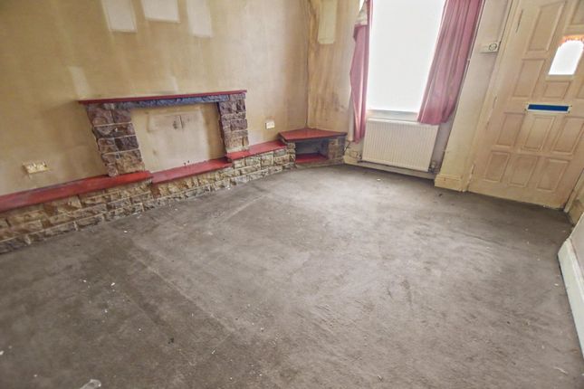10, Nunnington Avenue, West Yorkshire photo 2