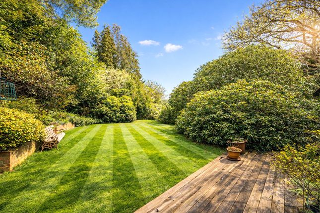 Uplands Cottage, 36, Fairmile Lane, Cobham photo 3
