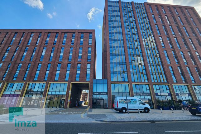 1008 Jesse Hartley Way, Liverpool photo 2