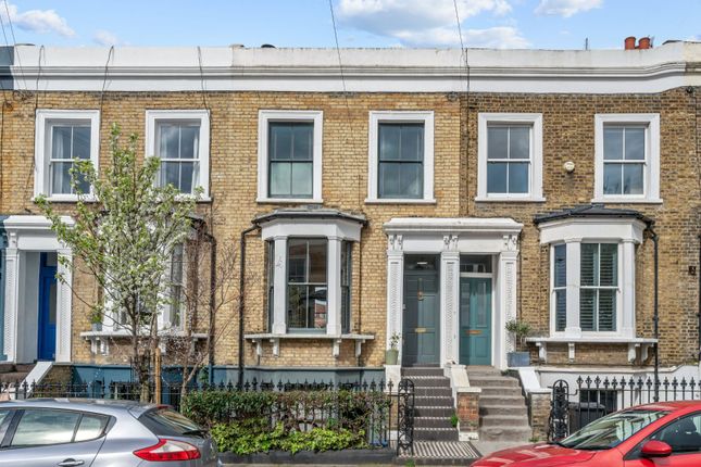 Terraced house to rent in Valentine Road, London