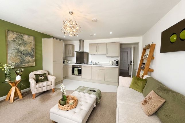 Apt 3, Oaklands Lodge, Manchester photo 3