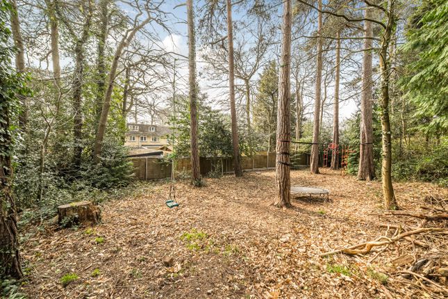 33, Firlands, Berkshire photo 2