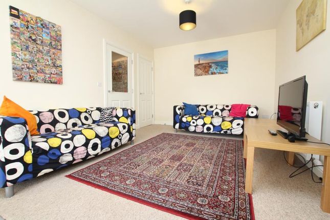 Room 1 6, Foxglove Close, Bristol photo 3