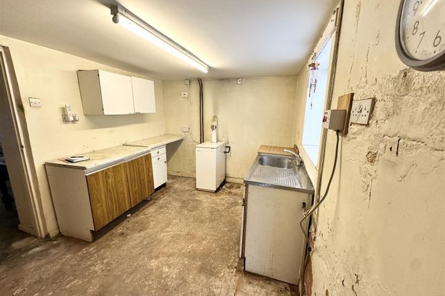 12, Baynhams Walk, Coleford photo 3