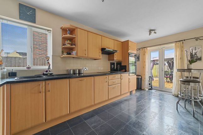 31 Partridge Avenue, Chelmsford photo 4