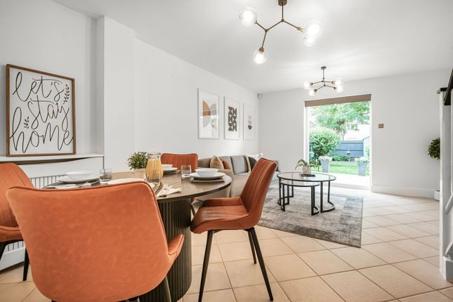 4, Brockleyside, Stanmore photo 4
