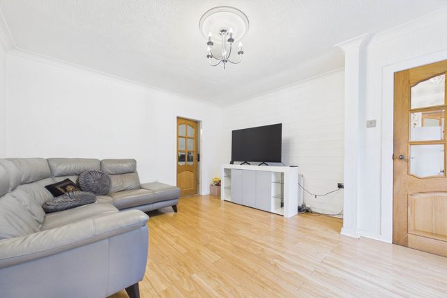 77, Fairholm Street, Larkhall photo 2