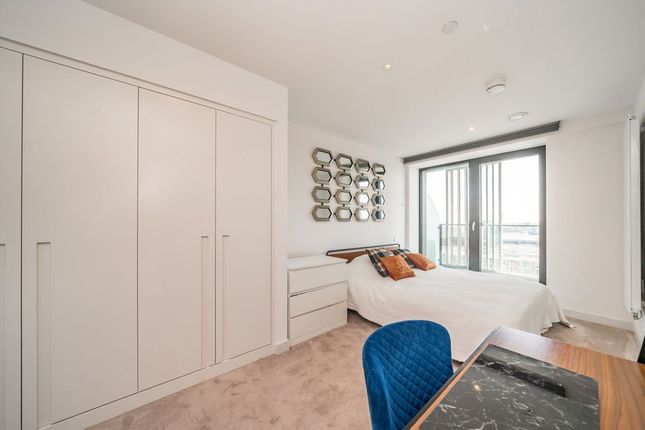 110 Marco Polo Tower, 6, Bonnet Street, London photo 4