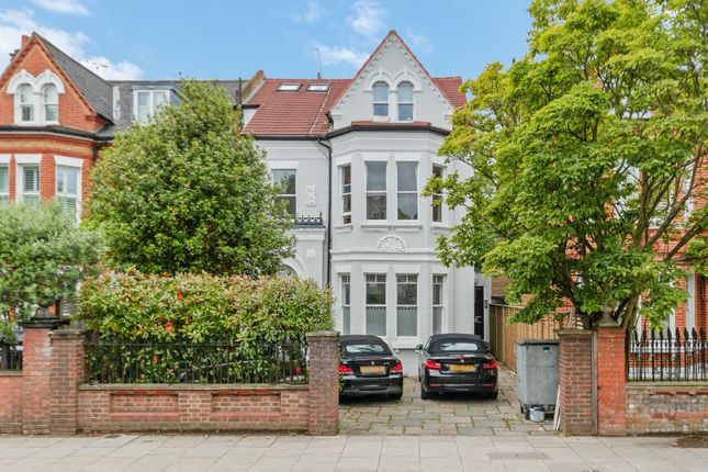Thumbnail Flat to rent in Trinity Road, Wandsworth, London
