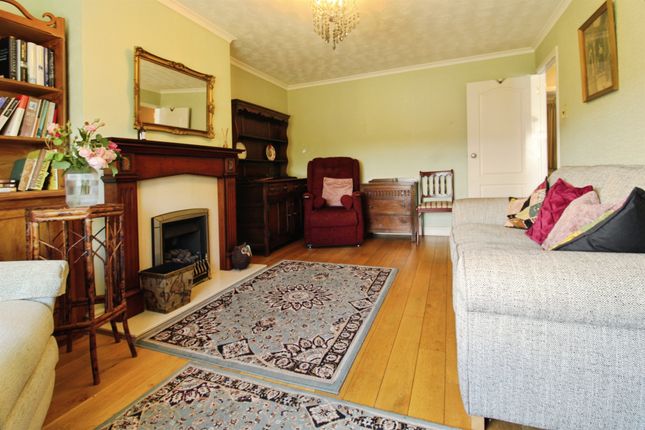 14, Dart Close, Leicester photo 4
