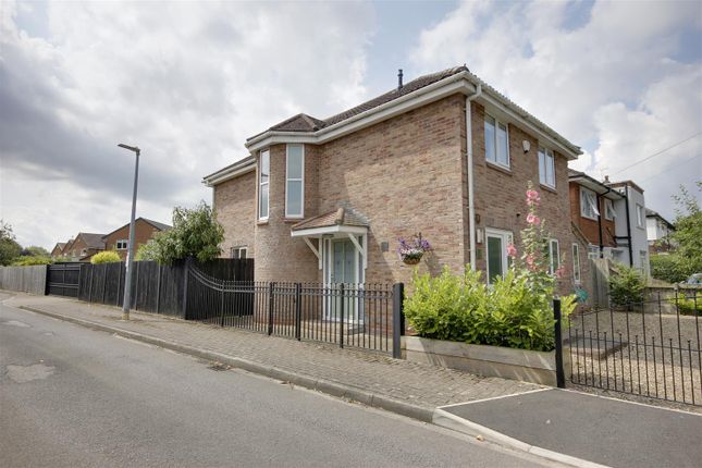 Thumbnail Detached house for sale in Southwood Road, Cottingham