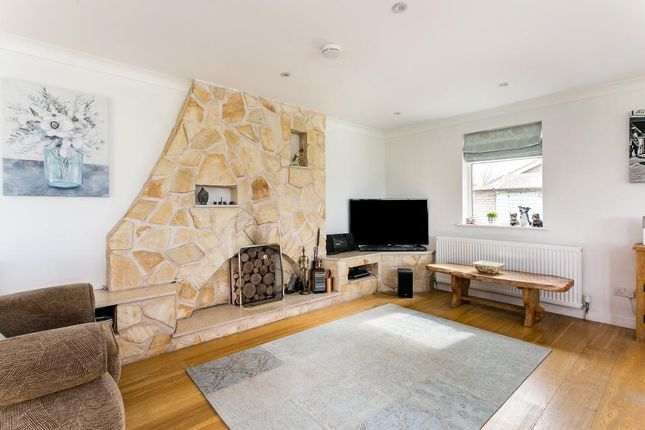 Bungalow for sale in Northfield Road, Tring, Hertfordshire