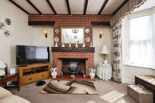 14, Zoar Street, Dudley photo 3