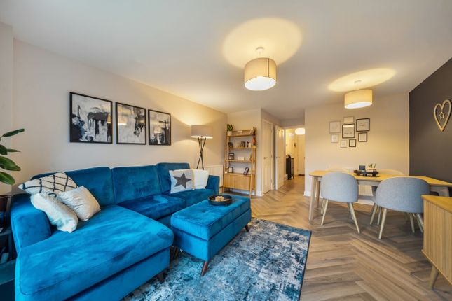 35, Pear Avenue, Leeds photo 4