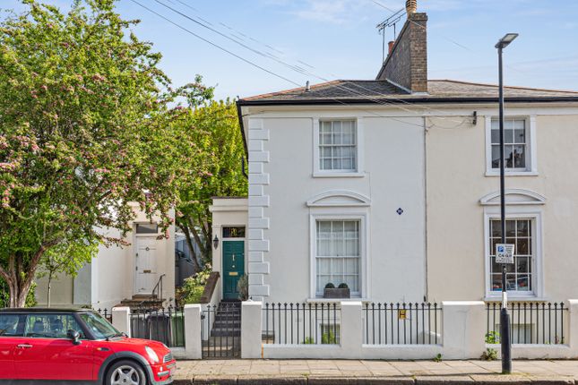 Thumbnail Flat for sale in Lyme Street, London