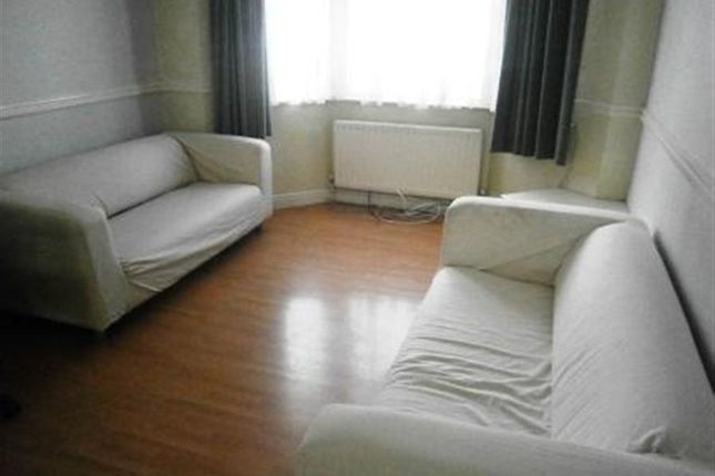 21, Alder Road, Coventry photo 3