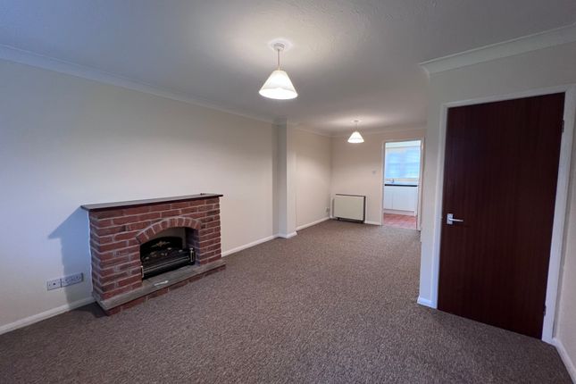 30, Course Park Crescent - SILVER SUB, Fareham photo 3
