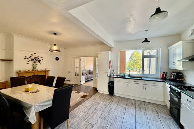 77 Overdale Road, Derby photo 2