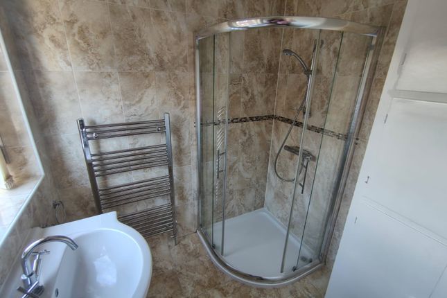 21 Westerdale Road, Ashby, Scunthorpe photo 4