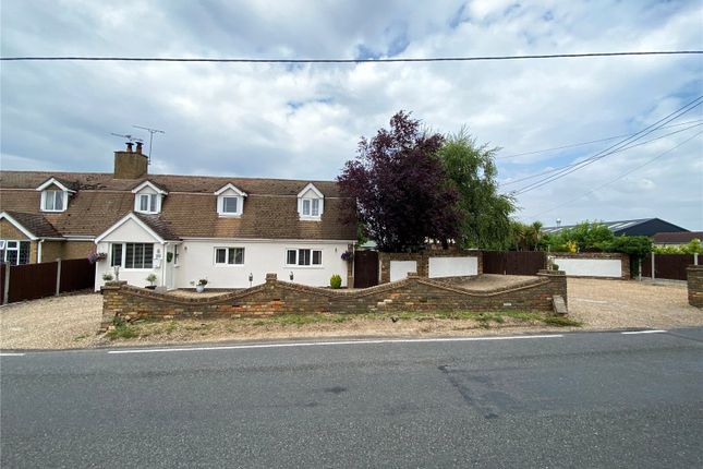 Thumbnail Detached house for sale in Dunton Road, Billericay, Essex