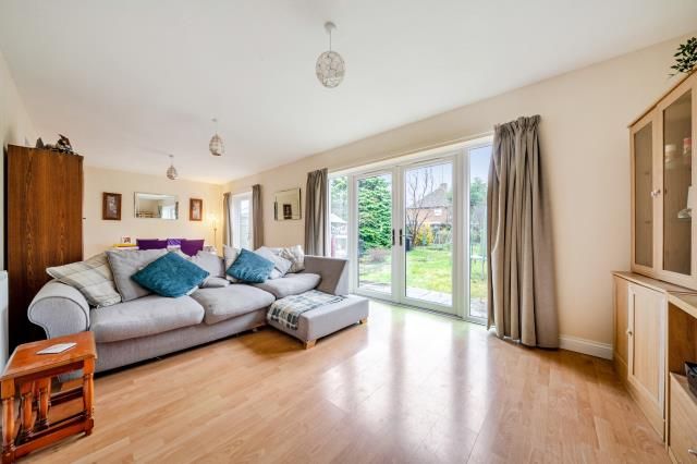 117, Main Road, Banbury photo 4