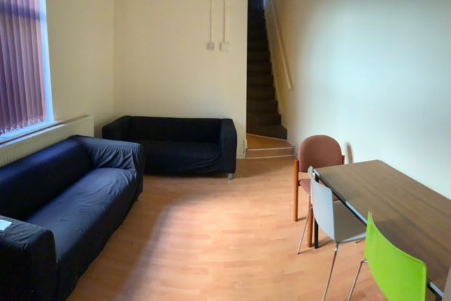 128 Ladybarn Lane, Manchester photo 3