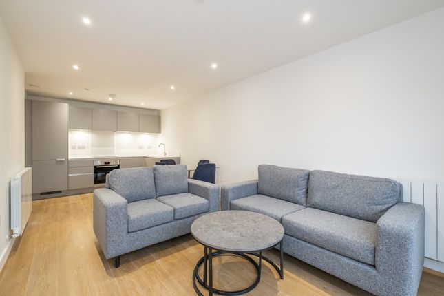 Thumbnail Flat to rent in Whyteleafe House, Whyteleafe